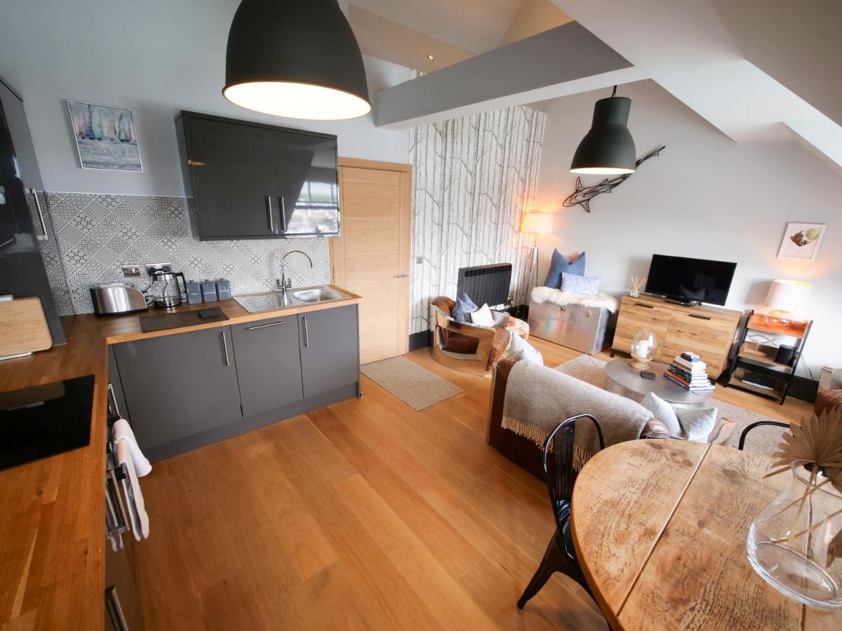 Padstow Escapes - Pajar Luxury Penthouse Apartment Exterior photo