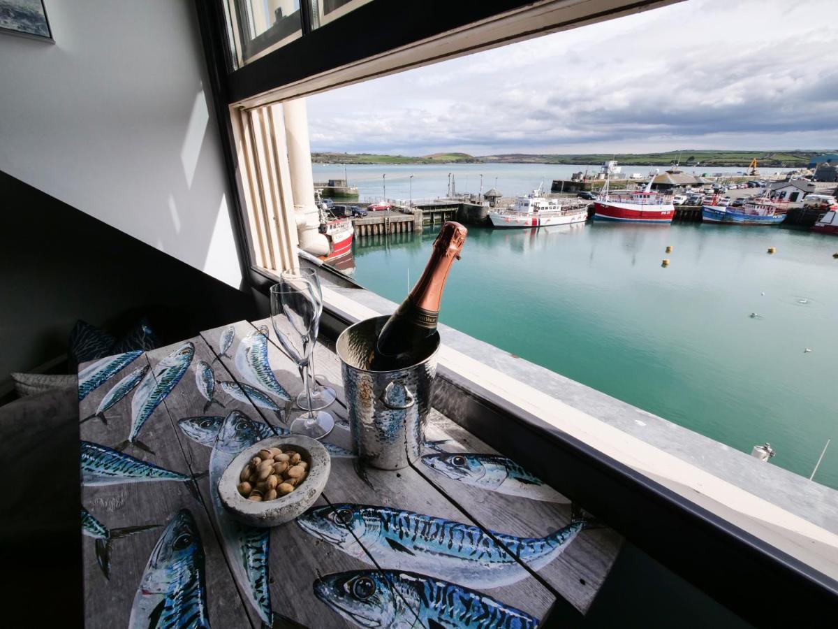 Padstow Escapes - Pajar Luxury Penthouse Apartment Exterior photo